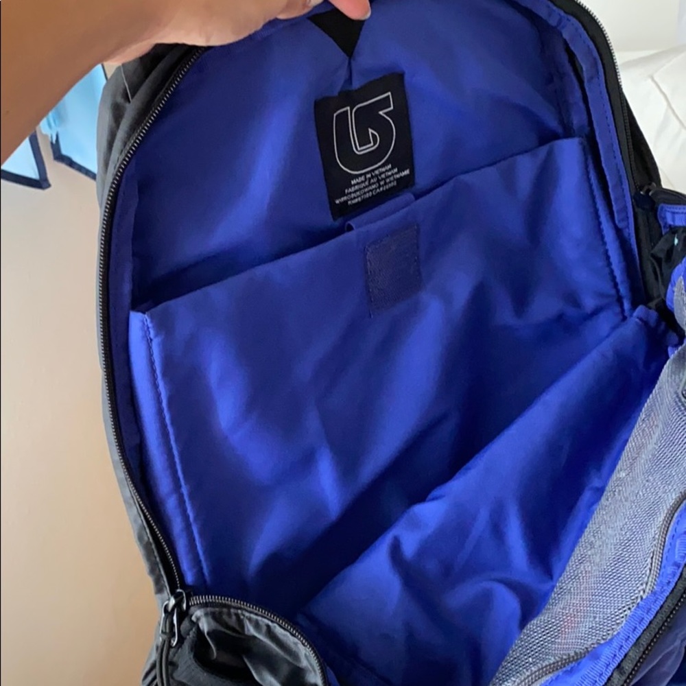 Burton backpack - Picture 3 of 3